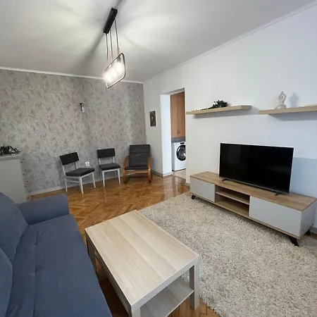 Center Loft Close To And Center Daire