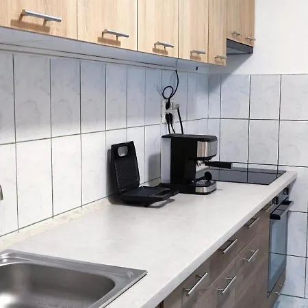 Apartmán Center Loft Close To And Center