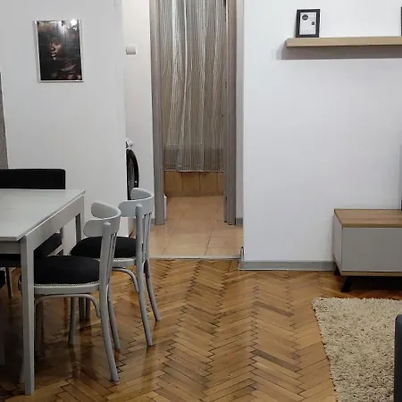 Apartmán Center Loft Close To And Center *